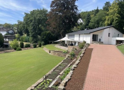 Kreuzau-Untermaubach – Kernsaniertes Einfamilienhaus (2016) mit Südgarten & Wärmepumpe