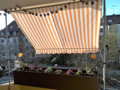 Großzügige 3 Zimmer -Wohnung mit Sonnenbalkon zum Bezug frei.