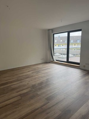 +++ Top sanierte 3 Zimmer Whg. im SG. Zentrum, Tageslichtbad, Garage möglich, sehr schöne Whg.  +++