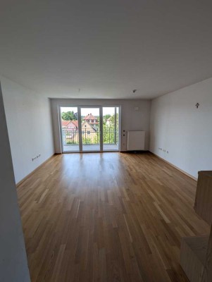 Betreutes Wohnung - Helle, barrierefreie 2-Zimmer-Wohnung in Feuchtwangen zu vermieten