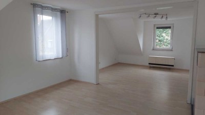 Attraktive 4-Zimmer-Dachgeschosswohnung in Sindelfingen