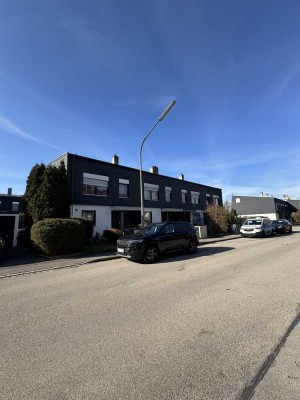 **DIEDORF-LETTENBACH** Gemütliches und teilsaniertes Reihenmittelhaus in ruhiger Lage