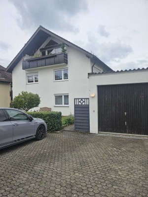 4 1/2 ETW. Balkon, Gartenanteil, Garage, ruhige sonnige Lage!