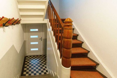 Familienfreundliches Haus in zentraler Lage von St. Tönis - provisionsfrei!