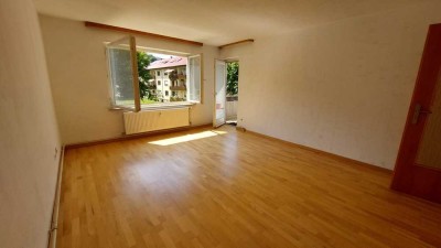 Helle 3 Zimmer- Wohnung mit Blick auf Hohenurach