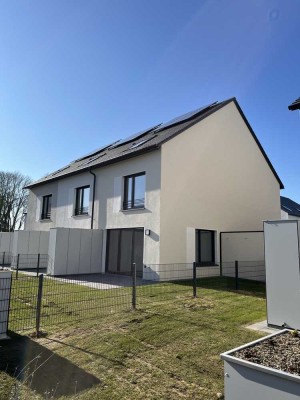Haus statt Wohnung mieten! Hocheffiziente Kfw-55-Häuser mit Luftwärmepumpe und Photovoltaikanlage