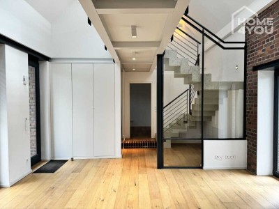 LOFT im luxuriös sanierten Gutshof, 2 SZ, 2 Bäder, ca. 145 qm, Sauna, Kamin, HWR, Garten & Terrassen