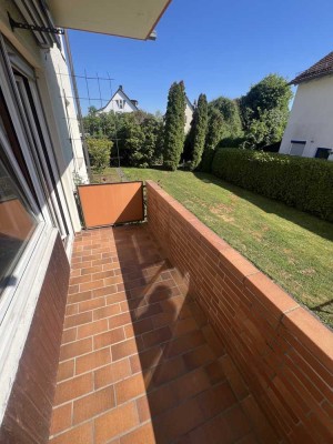 Erstbezug nach Sanierung: exklusive 4-Zimmer-Wohnung mit EBK und Balkon in Köngen
