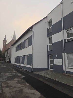 Hochwertig ausgestattete 4 Zimmer-Wohnung mit moderner Einbauküche
