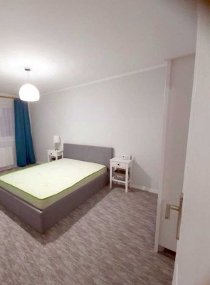 Schöne und gepflegte 1,5-Raum-Wohnung mit Einbauküche in Neustadt an der Weinstraße
