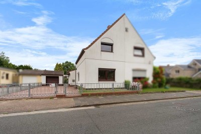 Bremen-Blumenthal: Doppelhaushälfte für die kleine Familie mit Garage und wunderschönem Garten