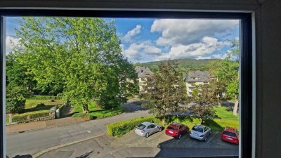 Freundliche und modernisierte 2-Zimmer-Wohnung mit Balkon in Bad Orb