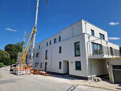 Moderne und stilvolle 2-Zimmer-Terrassenwohnung nahe Klostersee