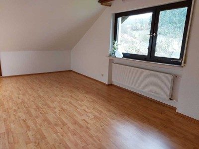 Schöne 3-Zimmer-DG-Wohnung