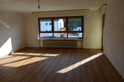 Freundliche, renovierte 4-Zimmer-Wohnung mit Balkon in Walldürn-Süd