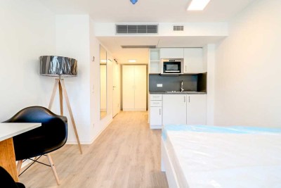 Stilvoll möblierte Etagenwohnung mit Sonnenbalkon und hochwertiger Ausstattung in modernem Ambiente