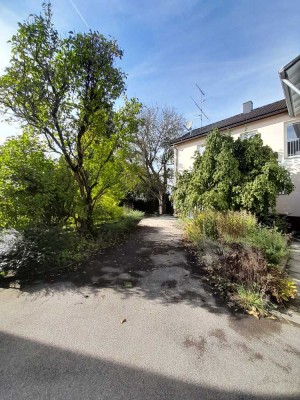 Haus mit Potential und sehr schönem großen Grundstück