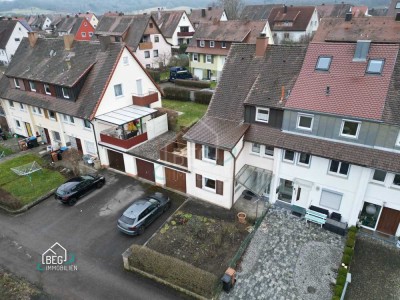 Vielseitiges Reihenendhaus in zentraler Lage mit Gestaltungsmöglichkeiten