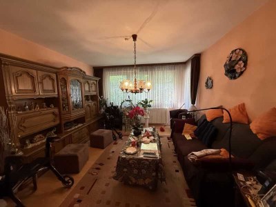 3 Zimmer Wohnung mit Balkon