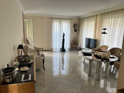 Zwei Zimmer Wohnung, komfortabel und zentral