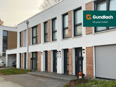 MITTELFELD | großzügige 4-Zi-Neubau-Whg im I.OG mit EBK und Carport