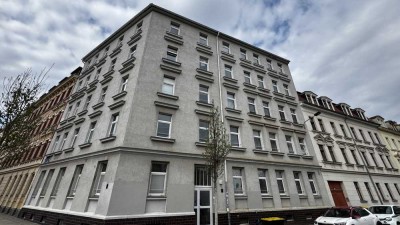 "Helle 3-Zimmer-Wohnung in Leipzig-Kleinzschocher – Gepflegt, gut angebunden & mit Tageslichtbad!"