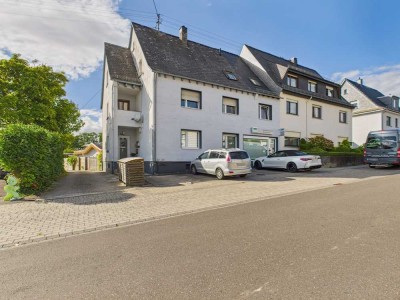 Wohnung in Emmelshausen zu vermieten. 1OG mit Balkon.