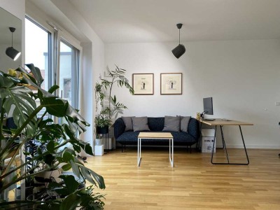 Charmante 1,5-Zimmer Wohnung im 6. OG mit Balkon in Berlin-Schöneberg