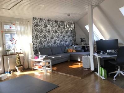 Schöne Dreizimmerwohnung in Sbahnhof-Nähe