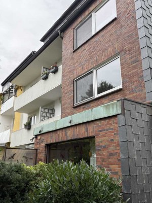 Solides Mehrfamilienhaus in zentraler Stadtrandlage!