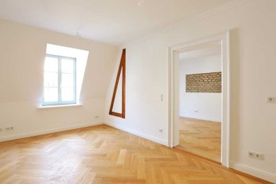 Gartenpalais-Dachgeschoss-Wohnung "Orchidea" - 2 Zimmer - Fitness & Sauna