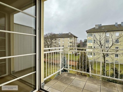 BALKON, SONNE, TOLLE AUFTEILUNG /// 3-Zimmerwohnung beim Schlosspark