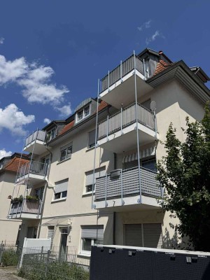 Freie Wohnung mit großer Terrasse! Eigennutz oder Anlage, Lift, TG-Stellplatz