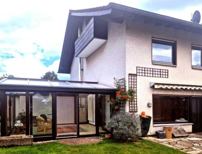 Einfamilienhaus in Hennef-Geistingen mit schönem Garten, Sauna und Wintergarten zu vermieten