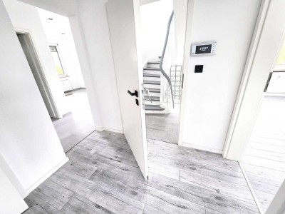 Elegante 4-Zimmer-Wohnung mit riesigem Balkon