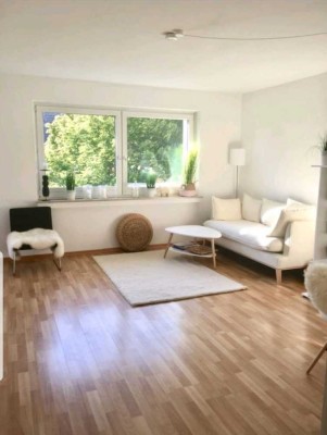Helle 3-Zimmer Wohnung im 2. OG mit Balkon in Essen-Freisenbruch