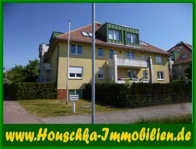Schöne Eigentumswohnung im 1. OG mit Balkon und Tiefgaragenstellplatz