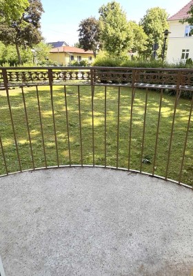 Schöne 4-Zimmer-Wohnung mit Balkon in ruhiger Lage