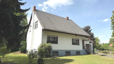 Geräumiges Haus mit Potential!