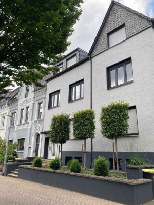 Geräumiges Wohnen im Dichterviertel