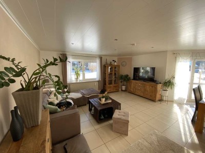 4-Raum-Wohnung mit Terrasse und Einbauküche in Waldenburg