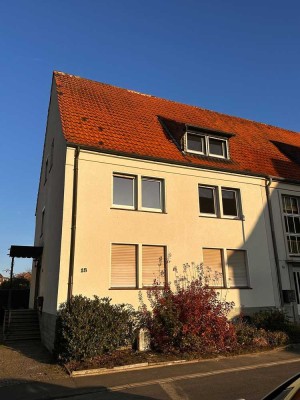 Große Doppelhaushälfte mit 180 m² Wohnfläche und 800 m² Garten in Hamm-Heessen (provisionsfrei)