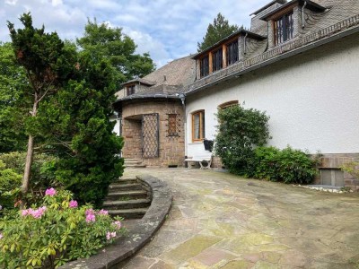 Traumvilla, hier will ich wohnen und arbeiten! Hemer (zentrumsnah)