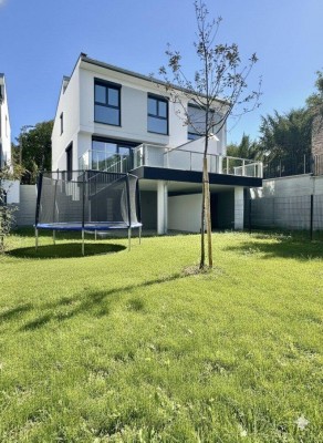 Erstbezug mit 5 Zimmern auf 3 Ebenen! 2 Badezimmer! U1 und U2 gut erreichbar! Alte Donau! Provisionsfrei für den Käufer!