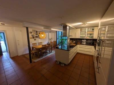 Großzügige 3,5-Zimmer Wohnung in Alterlangen, Erlangen