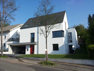 hochwertig vollmöblierte 1-Zi.wohnung in Toplage in modernem Architektenhaus