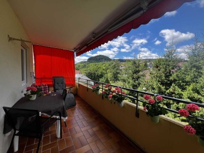 Lichtdurchflutete  2,5-Zi.-Wohnung mit Balkon – ideale Kapitalanlage