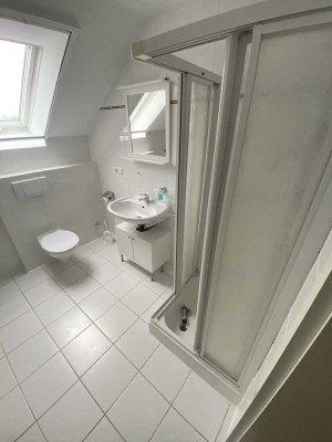 Attraktive und gepflegte 1-Zimmer-Dachgeschosswohnung in Elsfleth