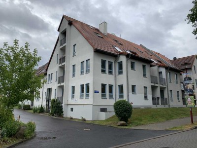 Bezugsfrei! -2 Zimmer mit TG-Stellplatz