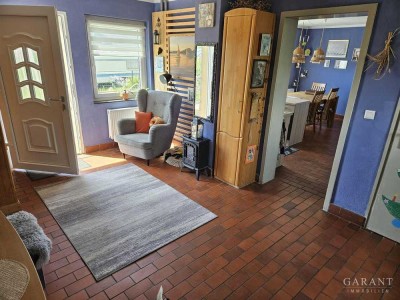 Ehemaliger Aussiedlerhof mit drei Wohneinheiten und großer Scheune